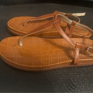 Sam Edelman t-strap flat sandals. Camel color, size 6.5. Never worn